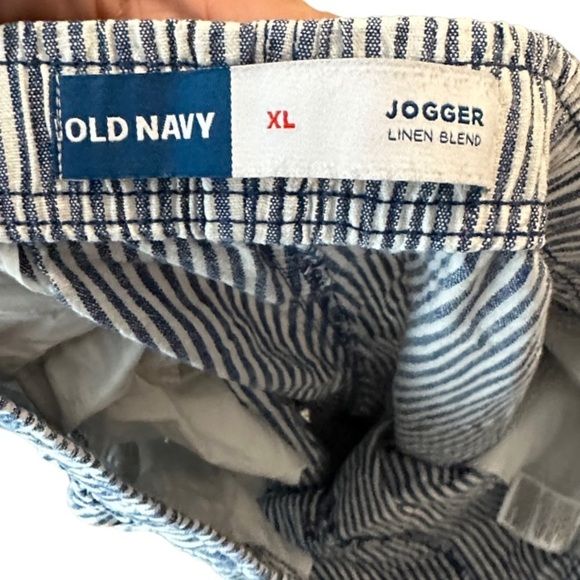 Old Navy Jogger Linen Blend Shorts - Picture 4 of 5